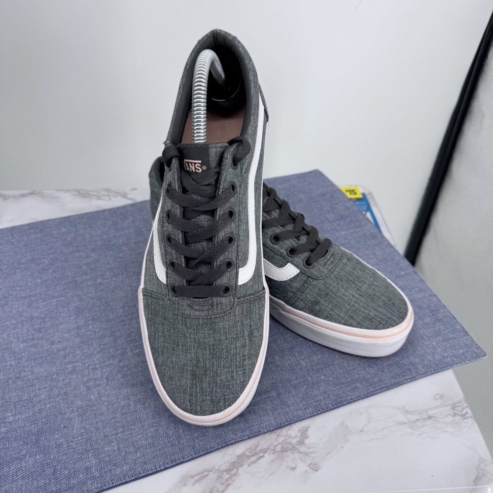 Vans Old Skool Ward Low Top Women 9.5‎ Sneakers Gray Pink White Stripe Skate - Picture 2 of 10